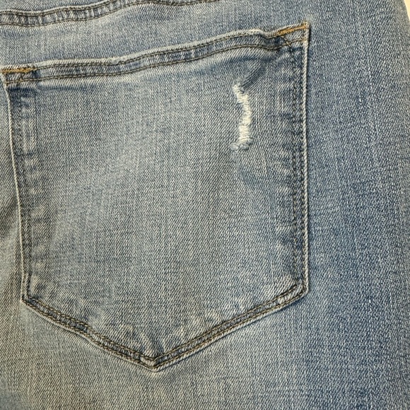 Sonoma Boyfriend Light Wash Plus Size Jeans Size 16 ☀️ - Picture 16 of 17
